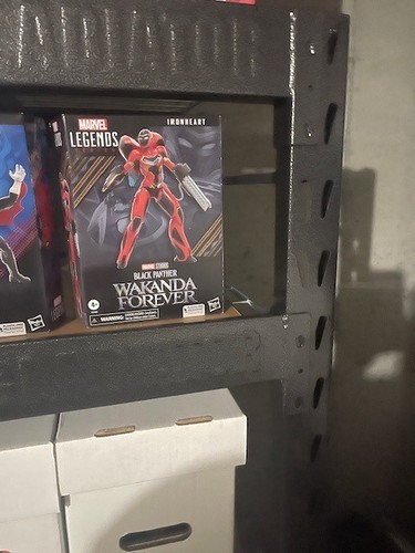 Hasbro marvel legends - legends, black