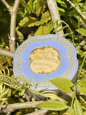 Ancienne Boîte à Poudre de