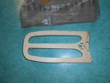 Porte bagage beige Motobécane AV44 / 48 neuf ancien stock