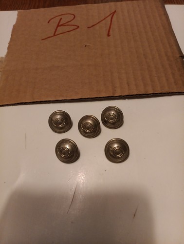 Boutons militaire - boutons,