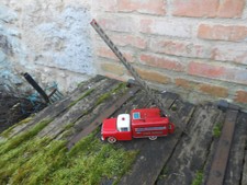 jouet ancien : CAMION DE POMPIER GRANDE ECHELLE made in china