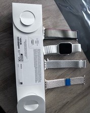 Apple Watch Series 6 GPS 44mm Boîtier Blanc en Aluminium, 4 Bracelets Offert