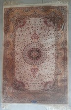 Tapis Soie Fait Main  Ghoum