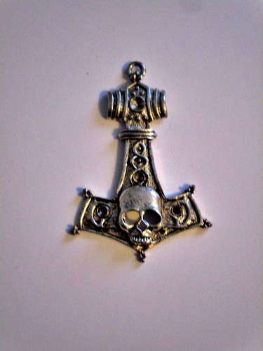 Pendentif marteau thor - marteau,
