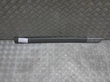 Baguette de porte avant droite RENAULT SCENIC 2 PHASE 1 7701474982
