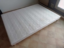 sommier de lit blanc 140x190 très bon état