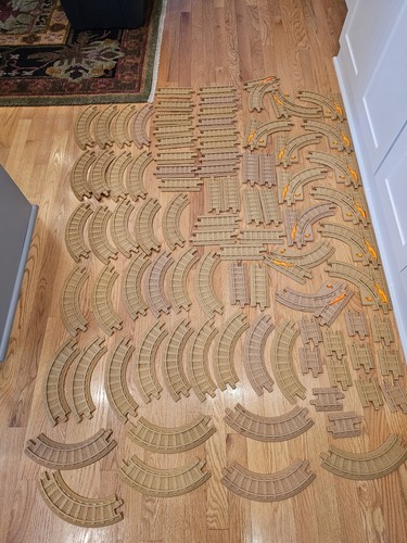 Fisher price geotrax lot 89 - price,