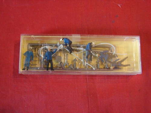 Preiser pompiers avec - 6,