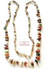COLLIER SAUTOIR  EN PIERRES