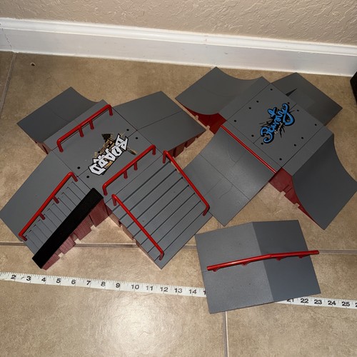 Finger skateboard ramps - skateboard, set