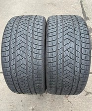 Pneus D'Hiver 295/40 R20 106V