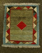 Small  Gabbeh rug Tapis 100% Laine rouge/blanc/bleu géométrique 73 x 90 