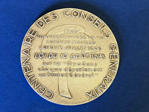 Trés belle medaille - trÉs,