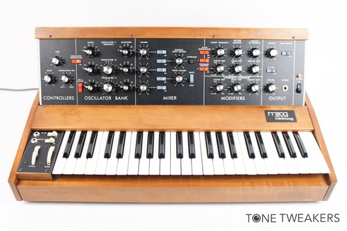 Moog minimoog 70s meticulously - minimoog,