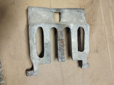 Grille de devant pour  POÊLE A BOIS GODIN modèle 124 dit " brule tout"