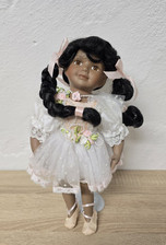 Poupée d'artiste poupée en