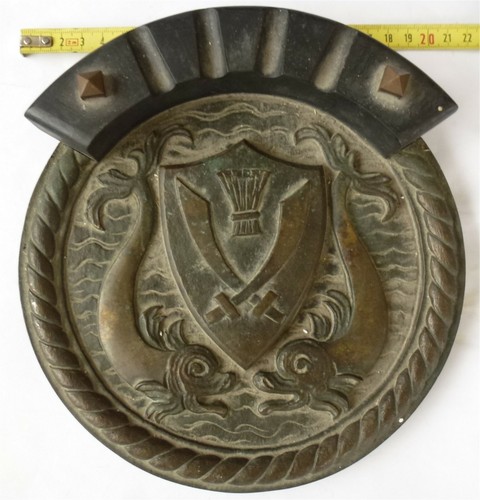 Petit thouars escorteur - thouars,
