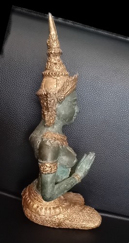 Ancienne statuette asiatique