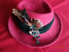 ANCIEN CHAPEAU FEMME ROUGE EN FEUTRE LAINE MEGEVE ALLARD STYLE