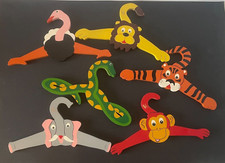 6 JOYEUX CINTRES ENFANT BOIS PEINT - 6 ANIMAUX ASSORTIS - ARCHE DE NOE - SEVI ?