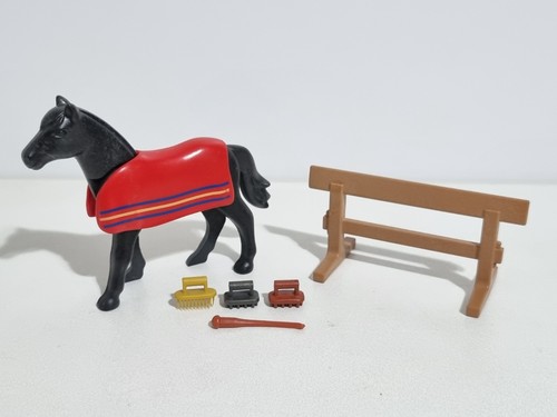 Playmobil cheval noir