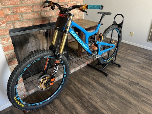 Santa cruz v10cc - santa, 2017