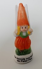 FEVE - FEVES -    "LE MONDE ENCHANTÉ DE PETER PAN"   -  mat