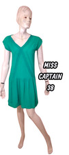 Miss Captain Taille 38    Superbe robe  manches courtes verte viscose