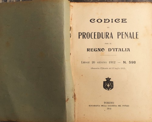 Code procédure pénale - de,