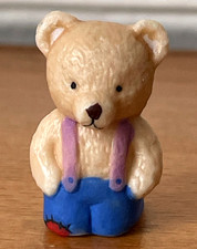 Adorable Fève Mat Ours assis