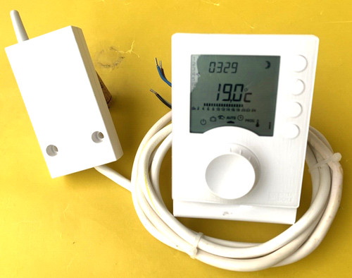 Commande distance radio - à,