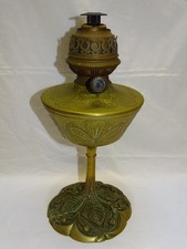 Belle lampe petrole - petrole, signee