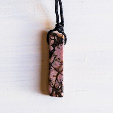 Pendentif plaque RHODONITE