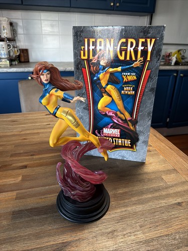 Bowen designs jean - grey, action