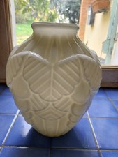 Vase verre moulé - , pressé