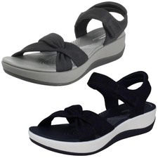 Femmes Clarks Cloudsteppers