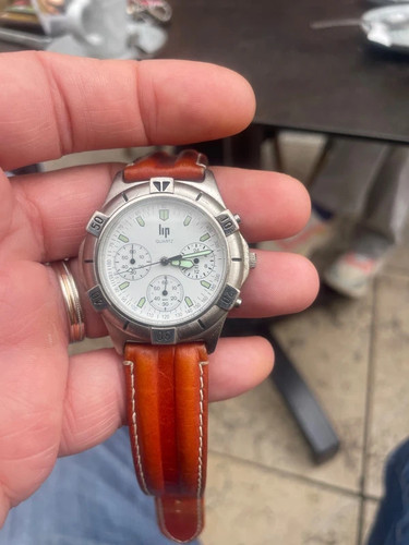 Très belle montre