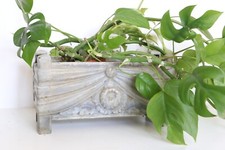 Ancien jardinière en fonte