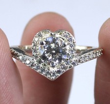 Forme Coeur Coupe Ronde Blanc Diamant Solitaire 1.41 Carat Bague Certifié Voir