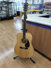 LARRIVEE Acoustic Guitar D-03