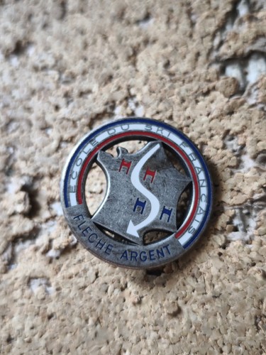 Broche pin badge insigne - pin's,