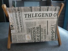 PORTE REVUES  EN BOIS ET TISSU