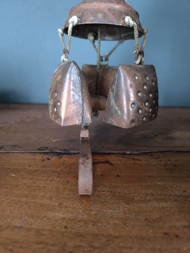 Ancienne cloche sonnailles - cloche,