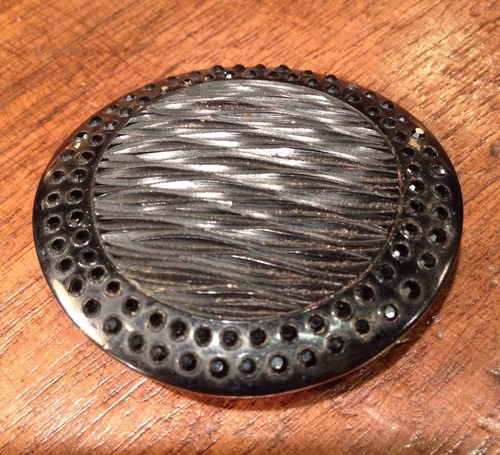 Broche ancienne bakélite - en,