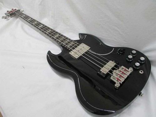 Guitare basse électrique