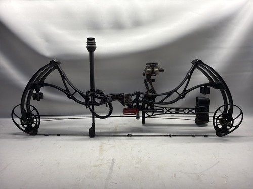 Bowtech reign compound - bowtech, bow