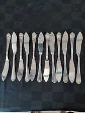 12 couteaux à poisson métal