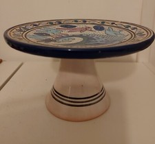 assiette sur pied présentoir