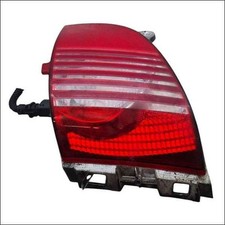 Feu de pare-choc arriere droit Peugeot 2008 6351GJ