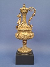 ANCIENNE SCULPTURE AIGUIERE EN